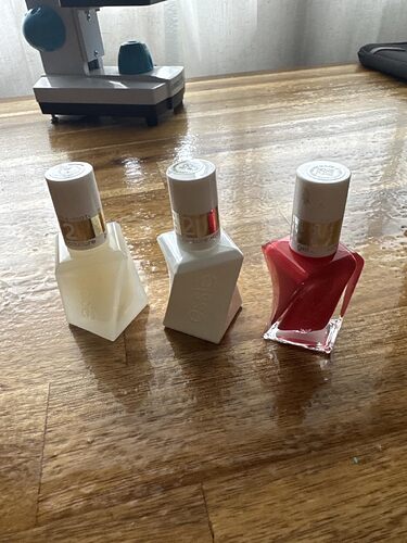 Essie top coat